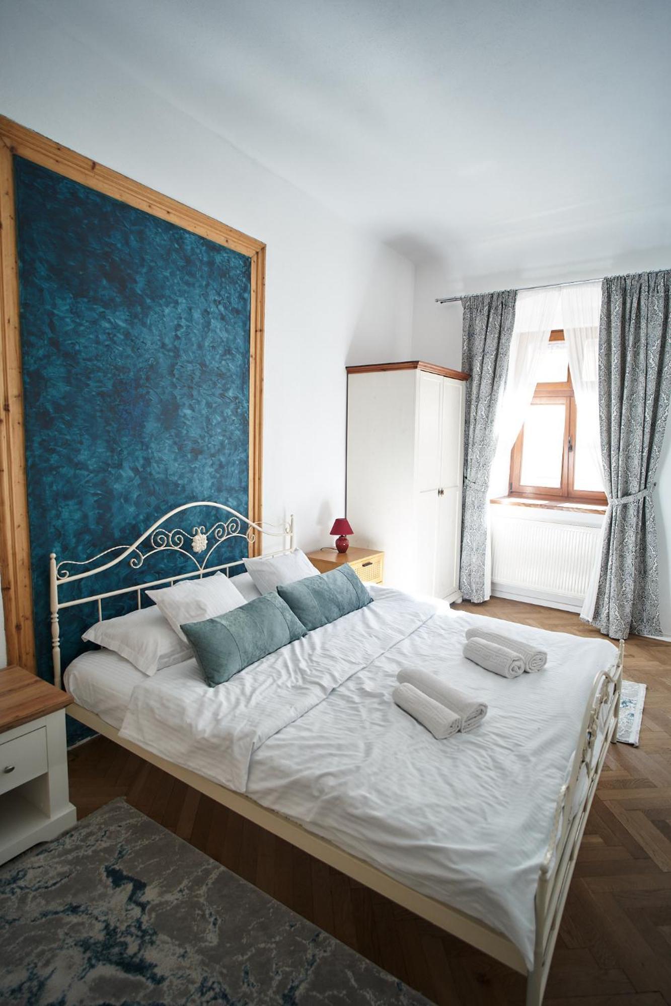 Crown Jewels Centre Sibiu Apartment Exterior foto